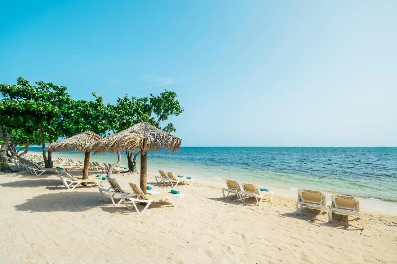 Iberostar Waves Rose Hall Beach Montego Bay Rezort